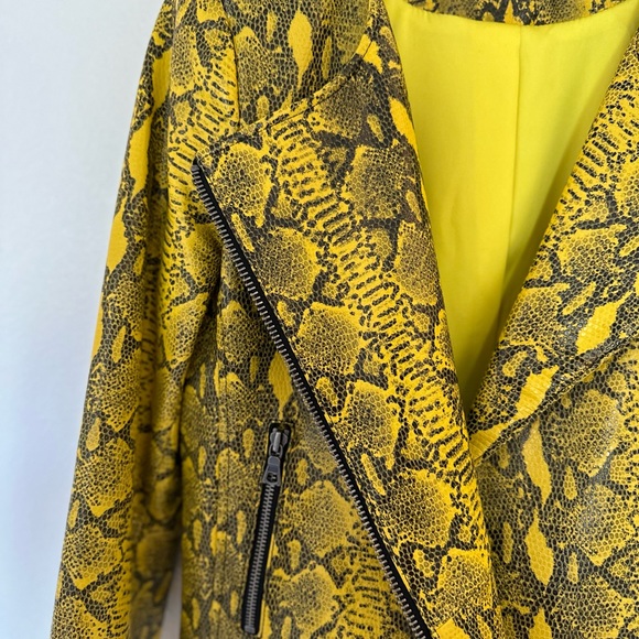 Alice & Olivia - Yellow Leather Snakeskin Jacket - Picture 6 of 16